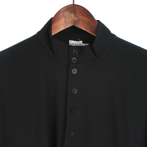 Armani(�Ƹ�����) ���� �÷� ��ư Ƽ���� [���빮��] �̹���2 - ���̺��� �߰���ǰ