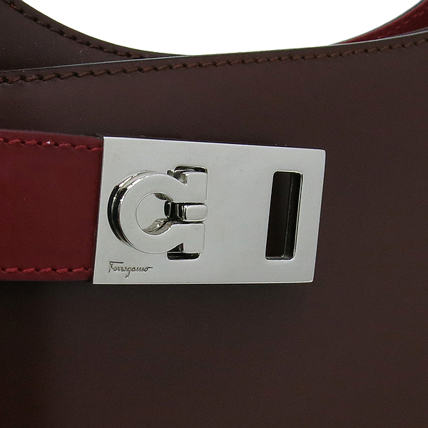 Ferragamo(��󰡸�) 21 0348 ���� ��ġ�Ϸΰ� ��Ʈ �̴� ����� �̹���3 - ���̺��� �߰���ǰ