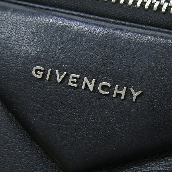 GIVENCHY(�����) ���� GOAT(��Ʈ) ���Ұ��� ��Ƽ���� M������ 2WAY �̹���4 - ���̺��� �߰���ǰ