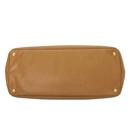 Prada(�����) BN1802 ī�� ���� ���ǾƳ� SAFFIANO LUX CARAMEL ���� �ΰ� ��Ʈ�� [����2] �̹���5 - ���̺��� �߰���ǰ