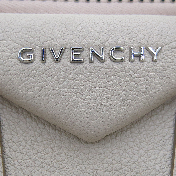 GIVENCHY(�����) BB05114012 ANTIGONA(��Ƽ����) MINI(�̴�) ������ ��ũ�÷� GOAT(��Ʈ) ��Ų 2WAY [�λ꼾�Һ���] �̹���3 - ���̺��� �߰���ǰ
