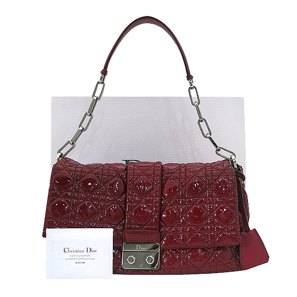 ��� �� �� 