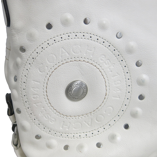 Coach(��ġ) F16178 ȭ��Ʈ ���� ���͵� ��� ũ�ν��� [���빮��] �̹���3 - ���̺��� �߰���ǰ