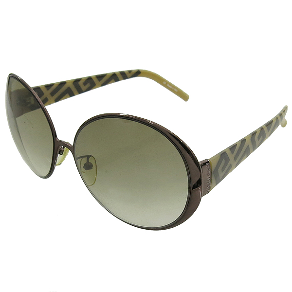 �����  ���۶�