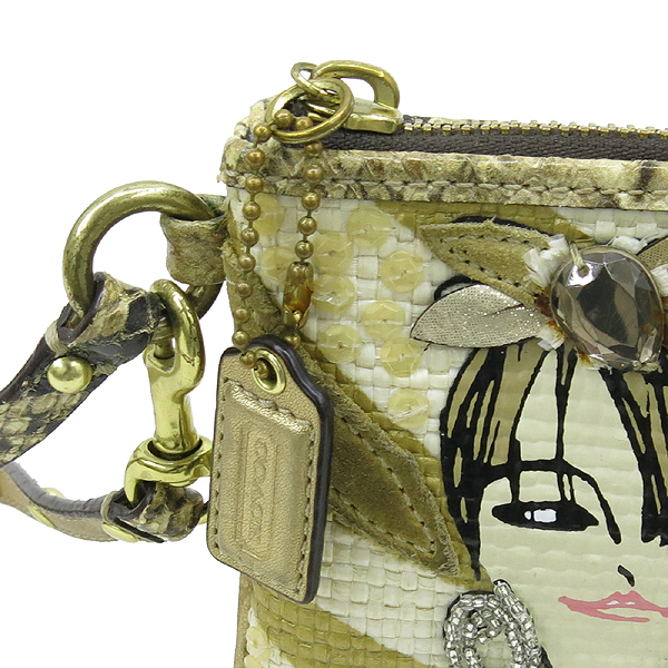 Coach(��ġ) ���� ��� ���̺� �����̵� �������� ���� �Ŀ�ġ �̹���3 - ���̺��� �߰���ǰ