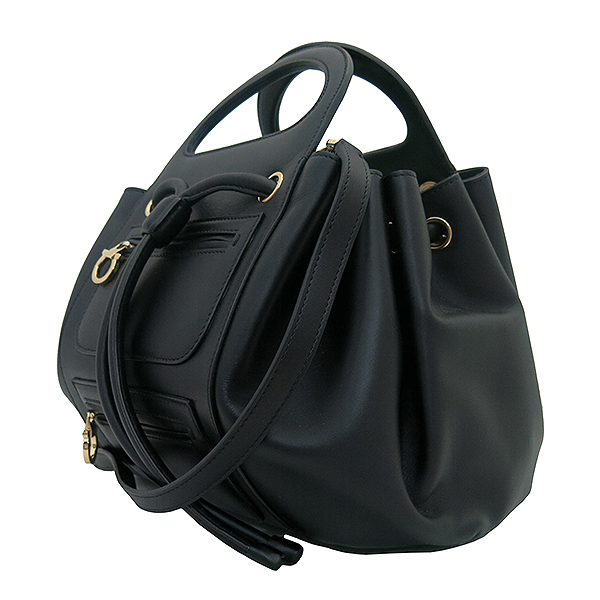 Ferragamo(��󰡸�) 21 F250 ���� ���� ��Ʈ�� + �����Ʈ�� [�λ꼾�Һ���] �̹���3 - ���̺��� �߰���ǰ