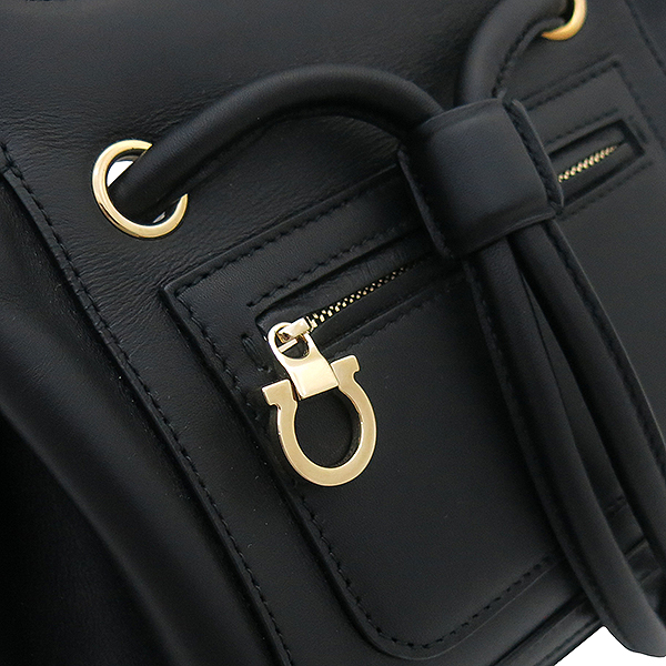 Ferragamo(��󰡸�) 21 F250 ���� ���� ��Ʈ�� + �����Ʈ�� [�λ꼾�Һ���] �̹���4 - ���̺��� �߰���ǰ