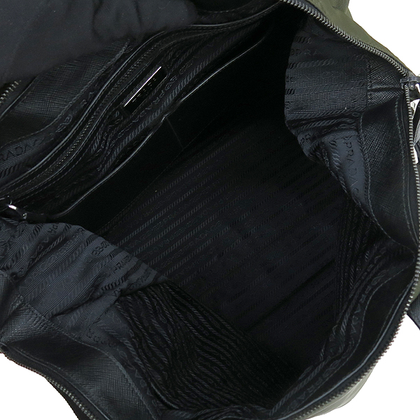 Prada(�����) TESSUTO SAFFIANO īŰ�к긯 ���� ���ǾƳ� �ﰢ ����ΰ� ��Ʈ�� + �����Ʈ�� 2WAY �̹���6 - ���̺��� �߰���ǰ