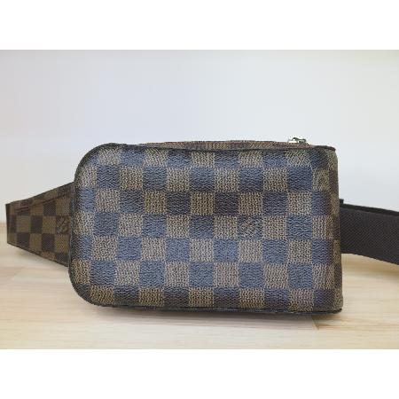 ���̺���  ����