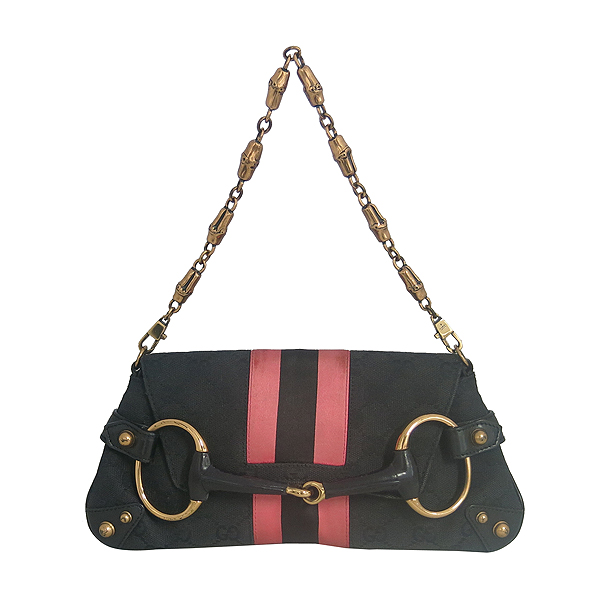 ����  �����