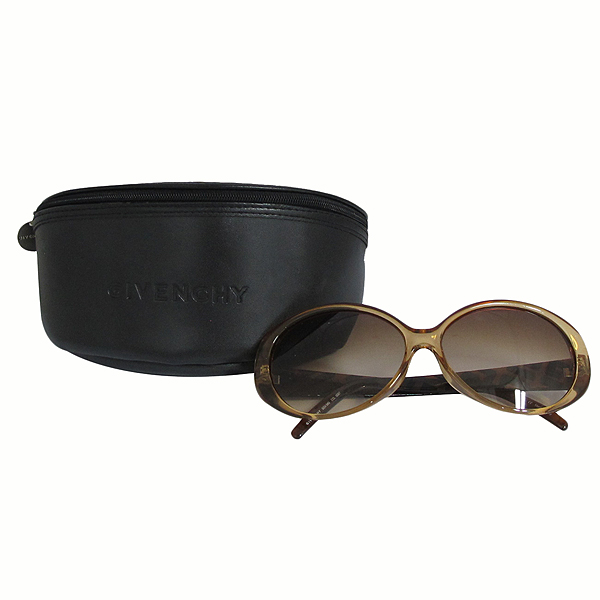 �����  ���۶�