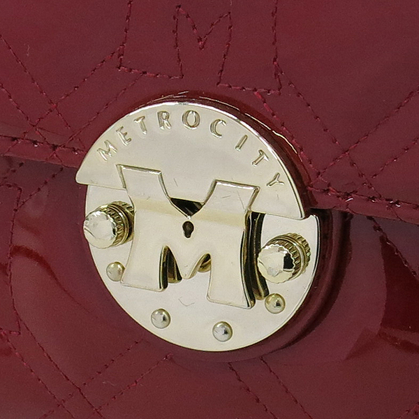 Metrocity(��Ʈ�ν�Ƽ) ���� �ΰ� ���� ���̴�Ʈ ü�� ũ�ν��� �̹���4 - ���̺��� �߰���ǰ