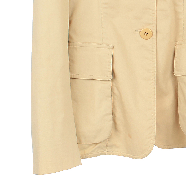 Armani(�Ƹ�����) COLLEZIONI(�÷�������) ������ ��ư �̱� �������� �̹���3 - ���̺��� �߰���ǰ