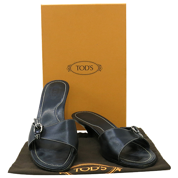 ����  ����