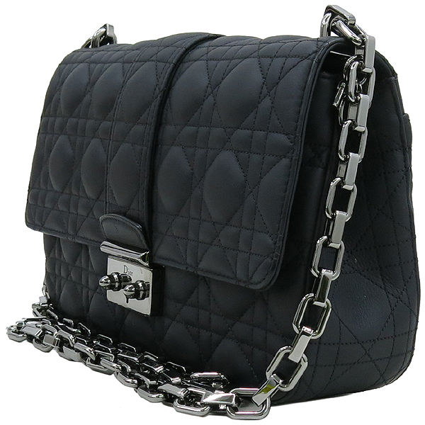 Dior(ũ����î���) M0210PGAI MISSDIOR �̽���� ����Ų ���� ��� ���� ����ΰ� ����� ü�� �÷� ũ�ν��� [��������] �̹���2 - ���̺��� �߰���ǰ