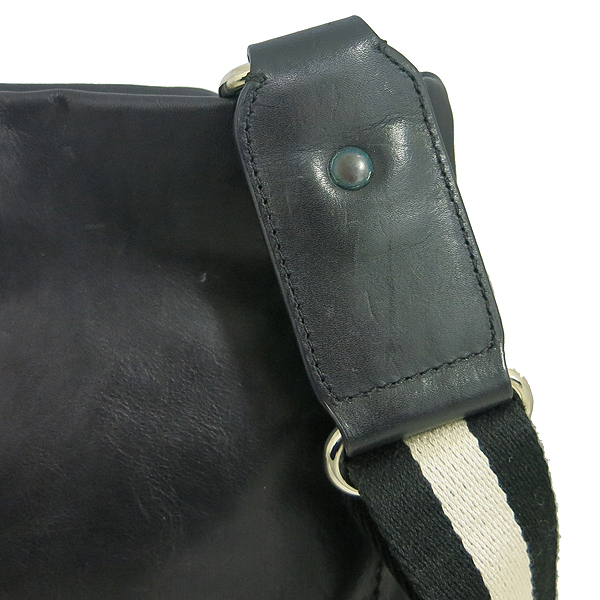 Bally(�߸�) TARRANT ���� ���� ��� ��Ƽġ ũ�ν��� [���빮��] �̹���3 - ���̺��� �߰���ǰ