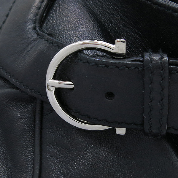 Ferragamo(��󰡸�) 21 A050 ���� ��ġ�� �� ��Ŭ �ΰ� ���� ���� ����� �̹���5 - ���̺��� �߰���ǰ