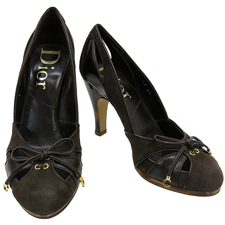 ���  ����