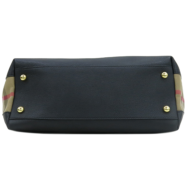 Burberry(������) 4012581 �̵�� ���� ���� �Ͽ콺 üũ ��Ʈ�� [��������] �̹���5 - ���̺��� �߰���ǰ