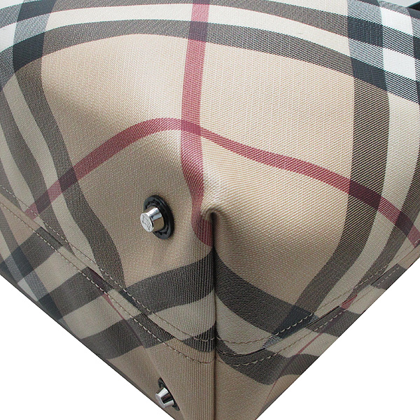 Burberry(������) CNPANSIM1PAN PVC ���üũ ���� ���̴�Ʈ NICKIE(��Ű) ���� ����� [��õ��] �̹���4 - ���̺��� �߰���ǰ