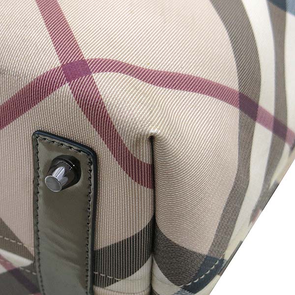 Burberry(������) 3489044 �� ���üũ PVC NICKIE ��Ű ���� ����� [�λ꼾�Һ���] �̹���6 - ���̺��� �߰���ǰ