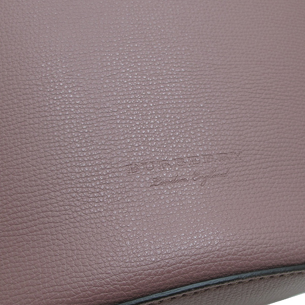 Burberry(������) 4057152 LIGHT ELDERBER �÷� ���̸��� üũ �� ��Ŷ ����� �� ũ�ν���  [��õ��] �̹���5 - ���̺��� �߰���ǰ