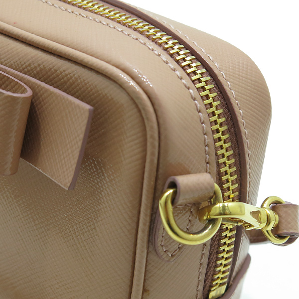 Prada(�����) 1N1674 ���� ���͸� �ΰ� ��ũ ���ǾƳ� ���� ��� �̴� �Ŀ�ġ �� ũ�ν��� [��õ��] �̹���4 - ���̺��� �߰���ǰ