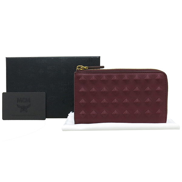 ������  ������