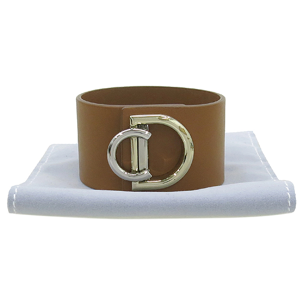 ���  ����