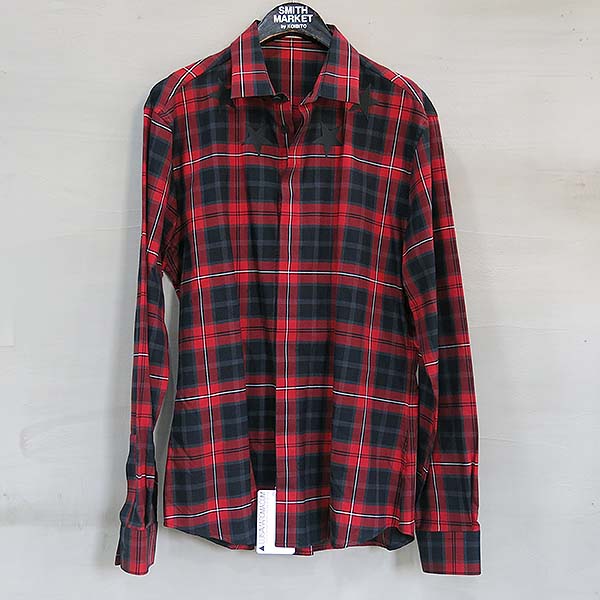 �����  ����