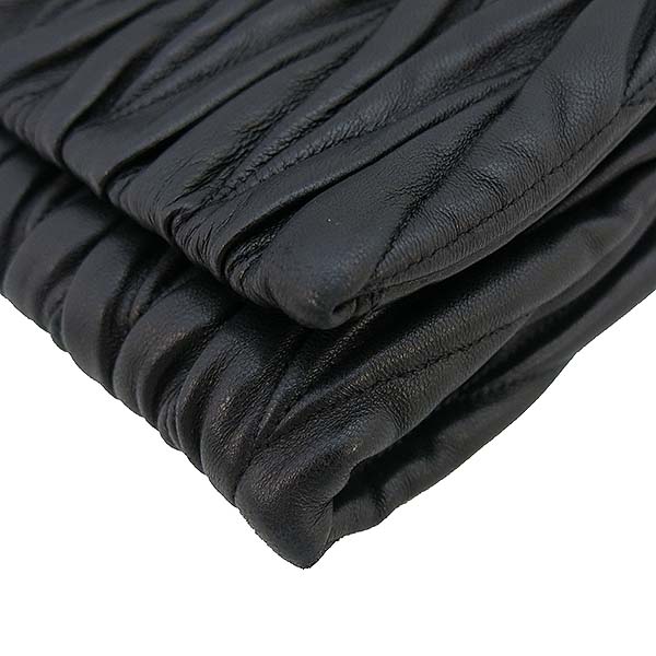 MiuMiu(�̿�̿�) 5BF345 ���� �ΰ� ���� ��Ʈ��� Ŭ��ġ �� ����� [�λ꼾�Һ���] �̹���4 - ���̺��� �߰���ǰ