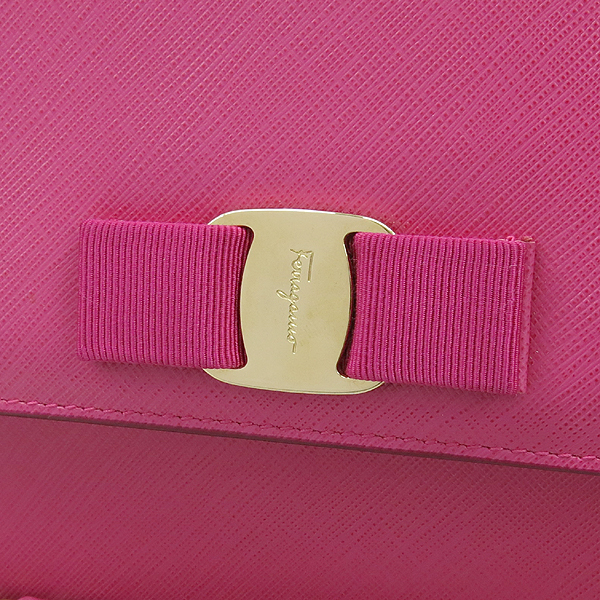 Ferragamo(��󰡸�) 21 E480 ��ũ ���ǾƳ� �ٶ� ����ΰ� ���� �� ��� ���� ü�� ũ�ν��� [��������] �̹���4 - ���̺��� �߰���ǰ