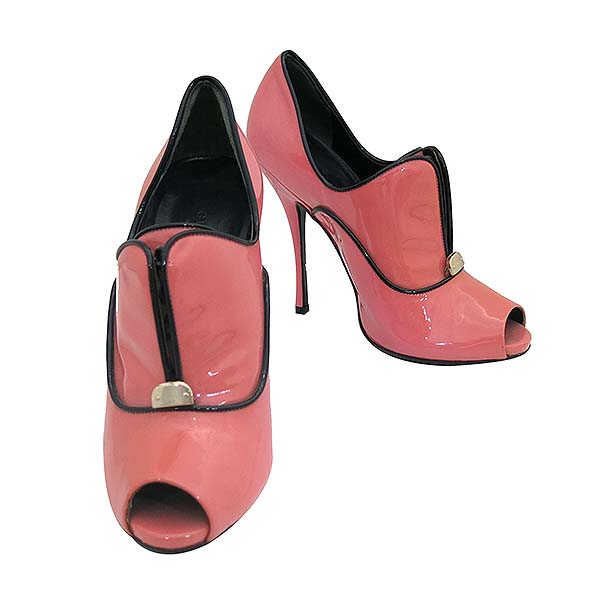 ����  ����