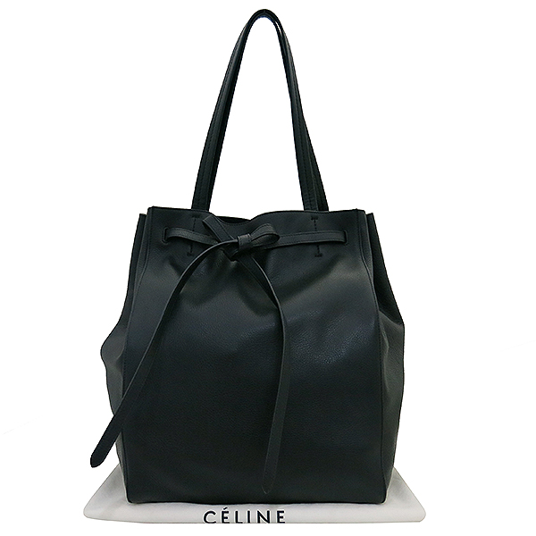 ������  �����