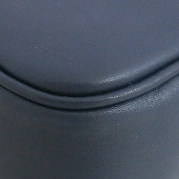 SAINT LAURENT PARIS(���ζ��ĸ�) 425317 ���̺� ���� ���׷� ���ΰ� �̴� ũ�ν��� [���빮��] �̹���5 - ���̺��� �߰���ǰ