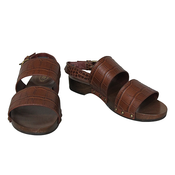 ����  ����