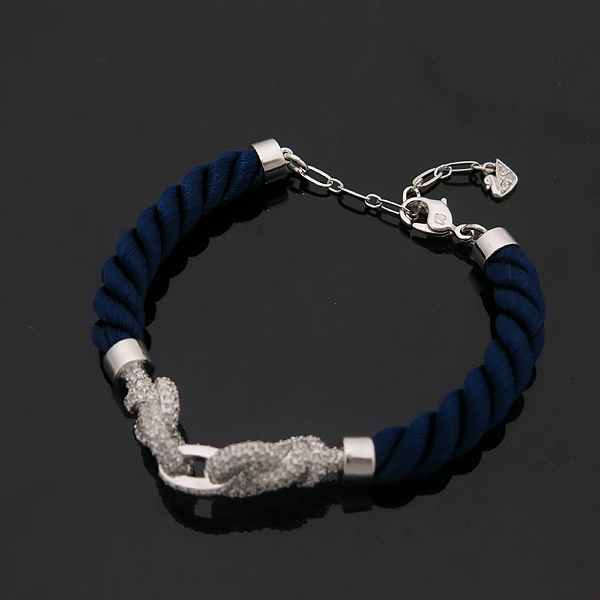 Swarovski(���ͷκ꽺Ű) ũ����Ż ��� ���� twist �극�̽��� [��õ��] �̹���3 - ���̺��� �߰���ǰ