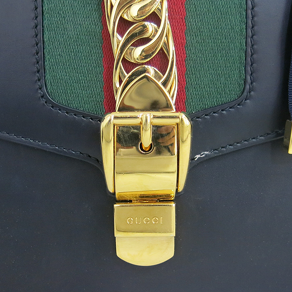 Gucci(����) 421882 Gucci Sylvie �Ǻ� ���� ���� ���� ��Ʈ ��Ʈ�� + ����� [���빮��] �̹���4 - ���̺��� �߰���ǰ