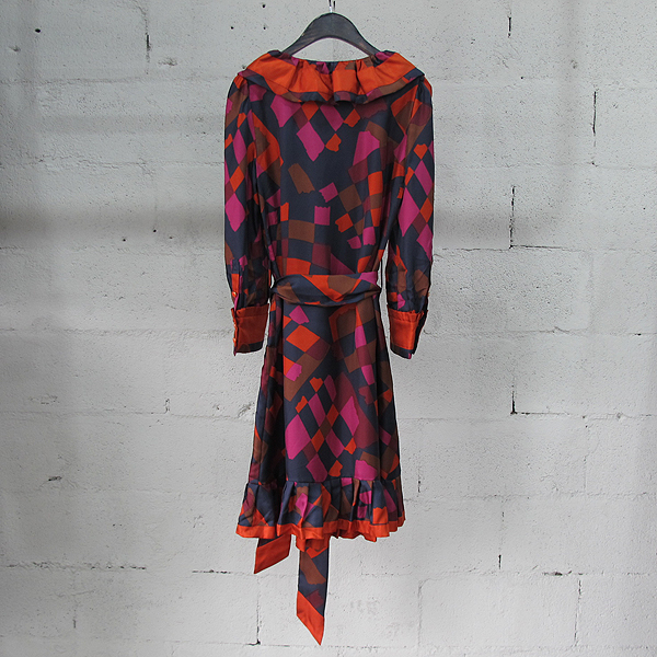 Marc_Jacobs(��ũ�����߽�) ��ũ 100% ��Ƽ ������ ������ ���ǽ� [���빮��] �̹���3 - ���̺��� �߰���ǰ