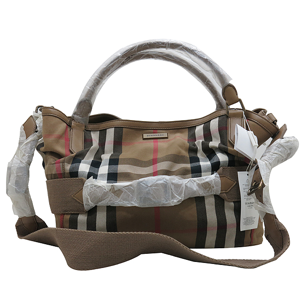 Burberry(������) B90456 Ŭ���� üũ �� ��Ʈ�� + �����Ʈ�� [��õ��] �̹���2 - ���̺��� �߰���ǰ