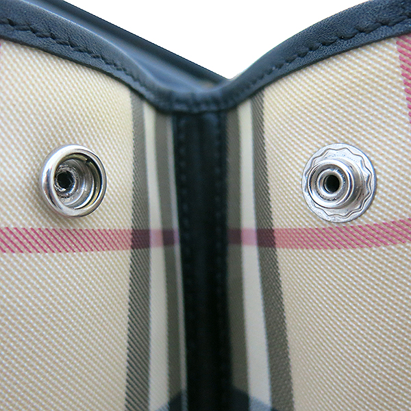 Burberry(������) Ŭ���� üũ PVC ���� ���� Ʈ���� ȥ�� ���� ��Ʈ�� [�λ꼾�Һ���] �̹���4 - ���̺��� �߰���ǰ