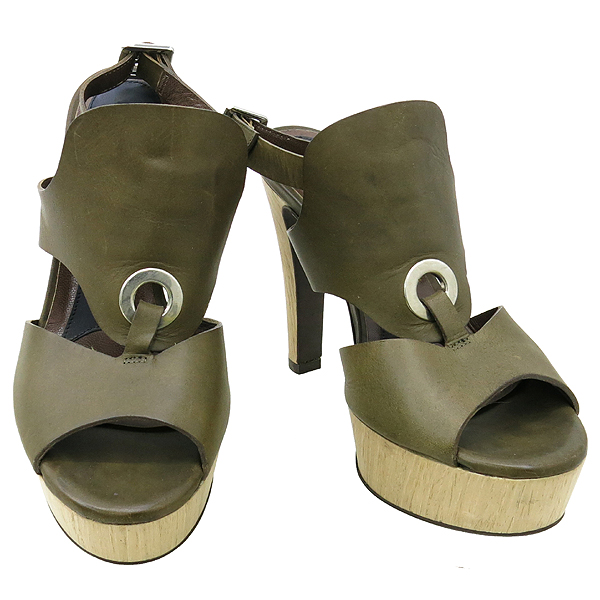 ������  ����