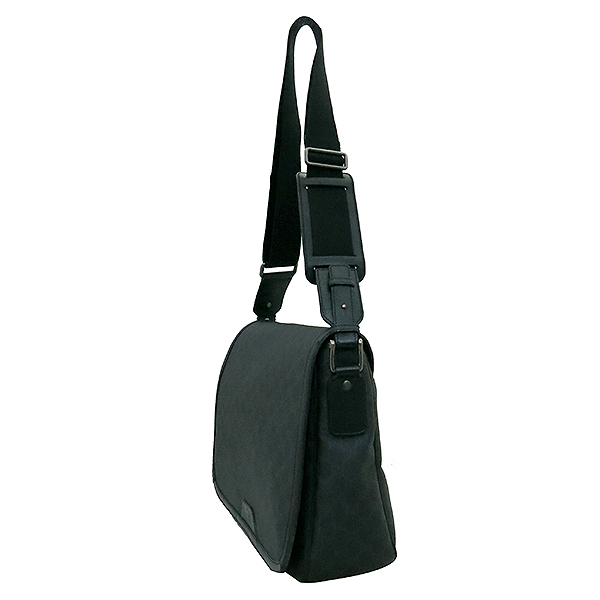 Gucci(����) 322068 ���� �÷� GG �ΰ� PVC �޽��� ũ�ν��� [�λ꼾�Һ���] �̹���2 - ���̺��� �߰���ǰ