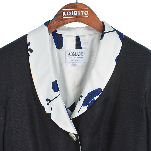 Armani(�Ƹ�����) ARMANI COLLEZIONI �˸��� �÷������� ���̺��÷� �� ���������� ȥ�� 3��ư ���������� [��������] �̹���2 - ���̺��� �߰���ǰ