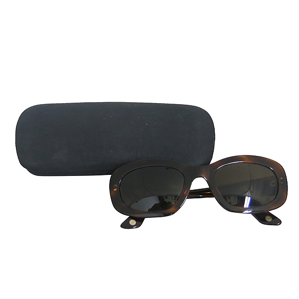 ����  ���۶�