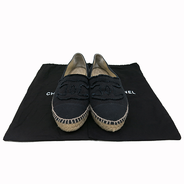 ����  ����