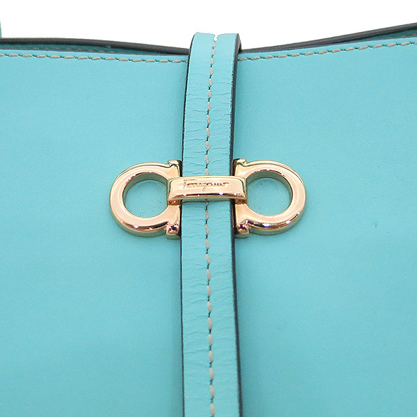 Ferragamo(��󰡸�) 21 D729 ���� ��ġ�� �ΰ� ��� �к긯 ���� Ʈ���� ��Ʈ�� + ��� ��Ʈ�� [�λ꼾�Һ���] �̹���4 - ���̺��� �߰���ǰ