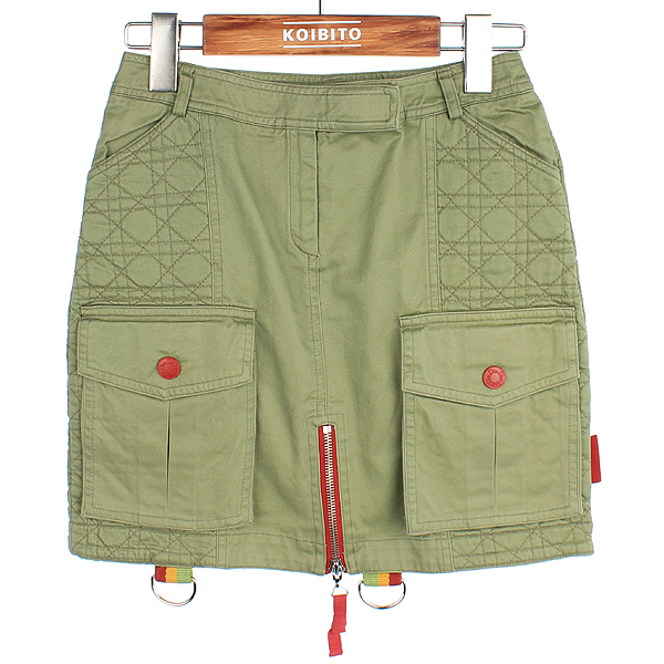 ���  ����