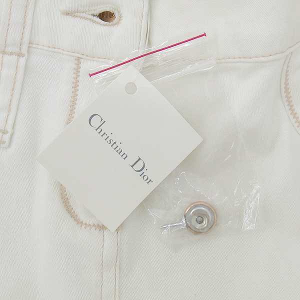 Dior(ũ����î���) �Ƶ��� ȭ��Ʈ �� ��ĿƮ (12��) [��������] �̹���5 - ���̺��� �߰���ǰ