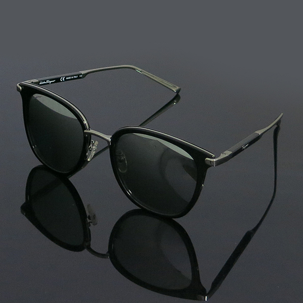 Ferragamo(��󰡸�) SF898SK ���� ���� ���� ���� �ΰ� ���� ���۶� [���빮��] �̹���2 - ���̺��� �߰���ǰ